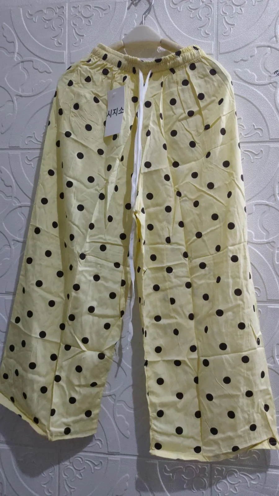 Dotty Celana Panjang Wanita Pinggang Karet Motif Polka Rayon
