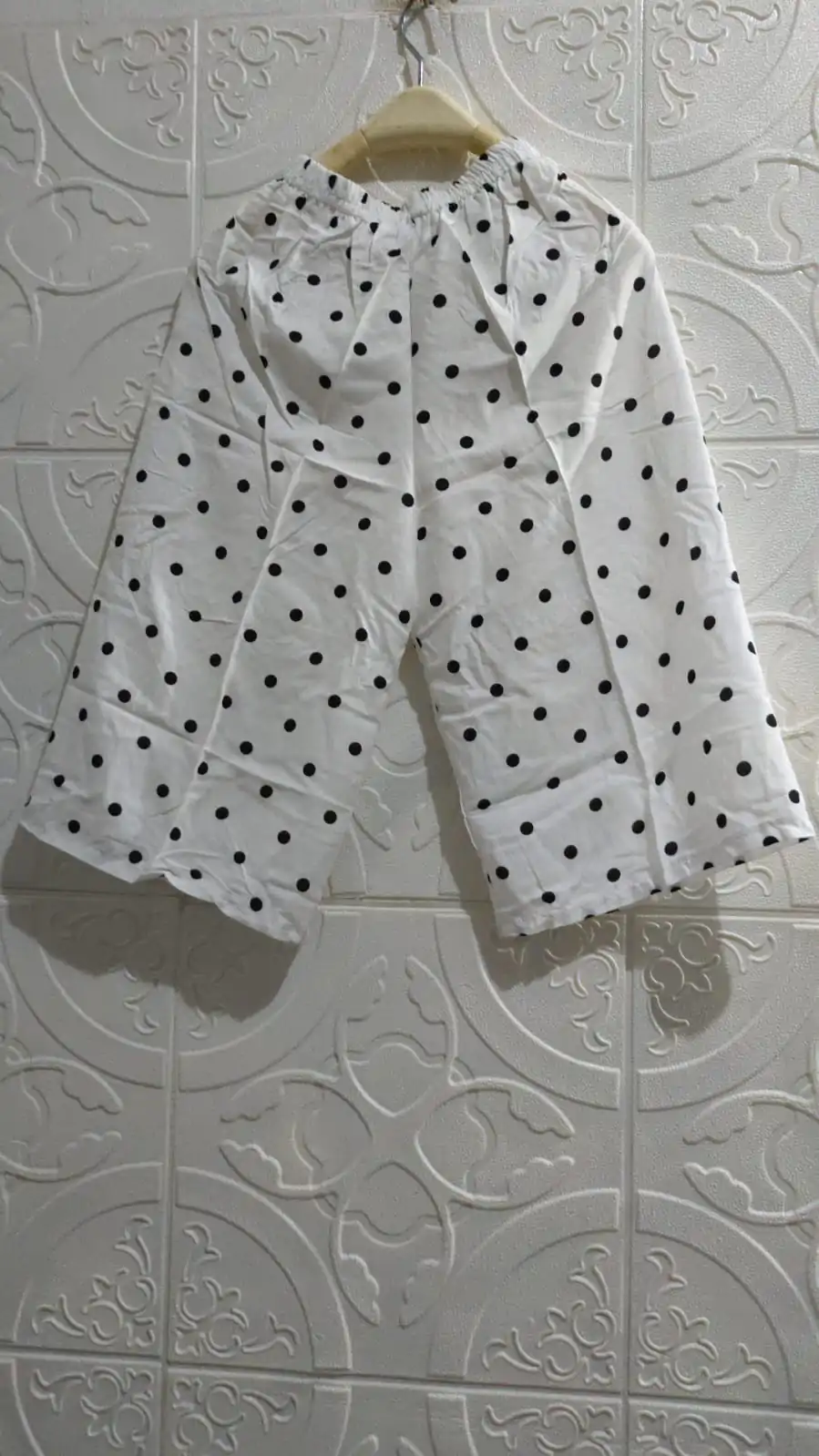 Safena Celana Pendek Wanita Pinggang Karet Rayon Motif Polka