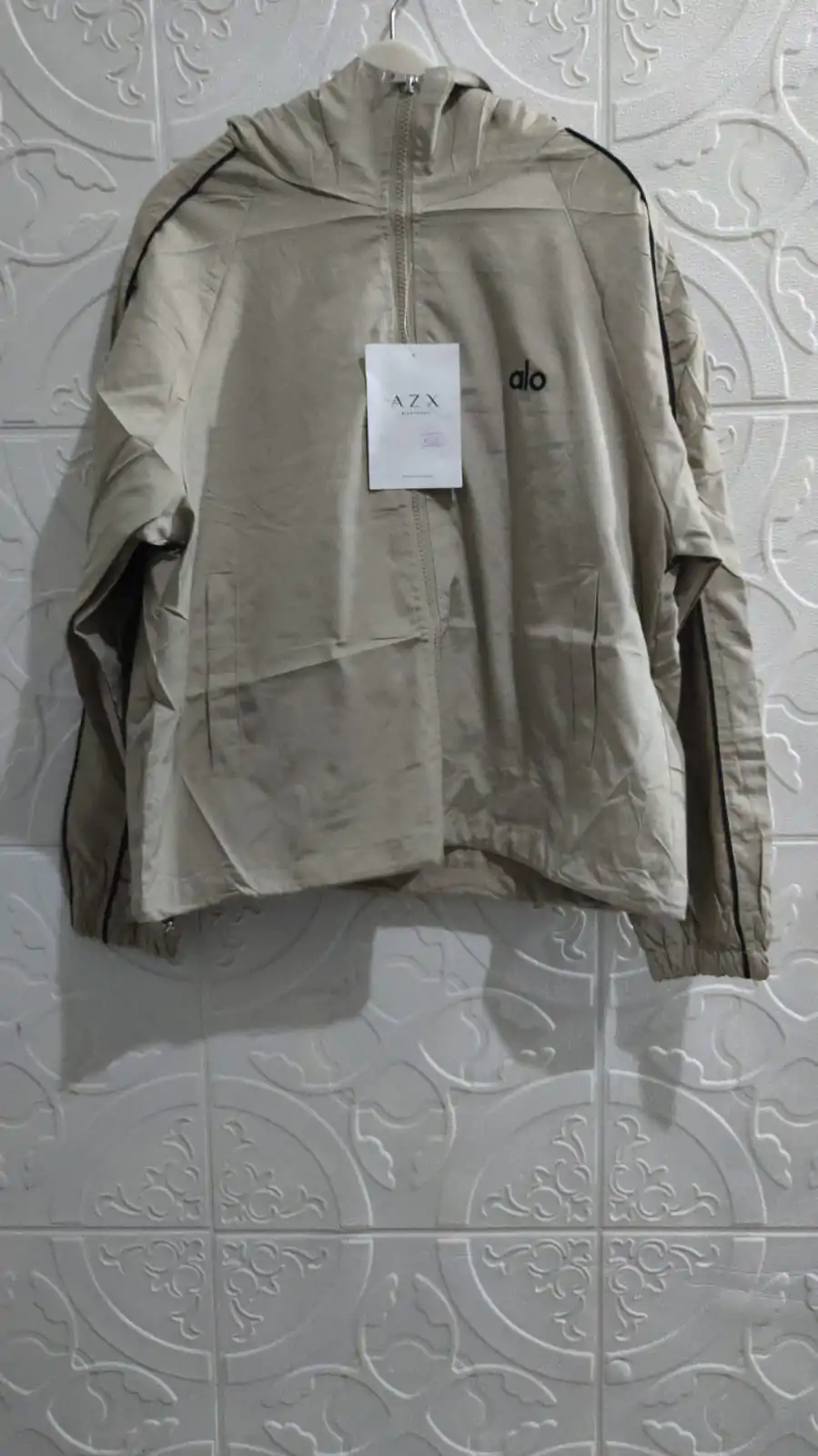 Hanan Jaket Hoodie Wanita Lengan Panjang Parasut Bkk