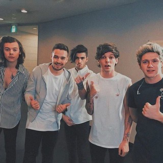 One Direction 🎄 — @onedirection_05