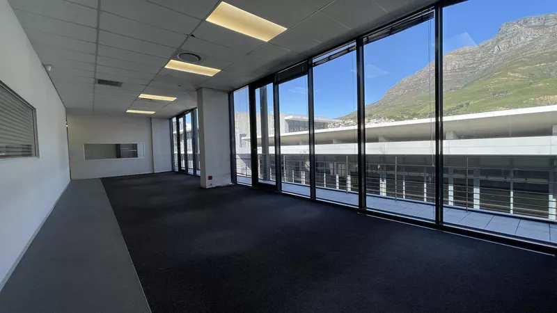 720 m² Office to let in Woodstock, The Boulevard (photo 6)