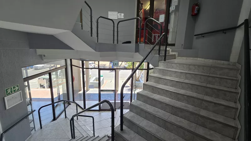 944 m² Office to let in Tyger Valley, Omni Park (photo 29)