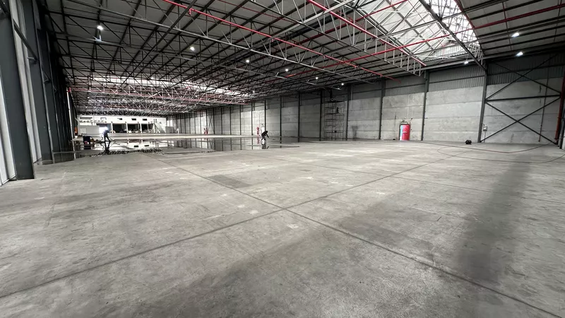 5 142 m² Industrial to let in Marconi Beam, 9 Prime Park (photo 3)