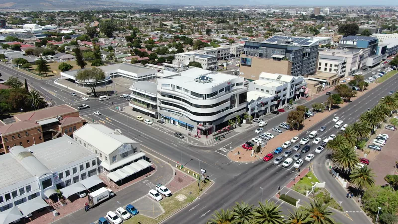 562 m² Office to let in Tyger Valley, Bloemhof (photo 4)