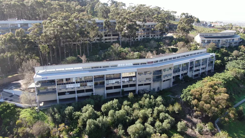 268 m² Property to let in Tygerberg Office Park, Zeezicht - Tygerberg Park (photo 3)