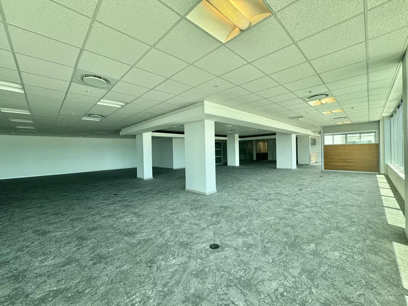 561 m² Office to let in Cape Town City Centre/CBD, Convention Towers (photo 20)