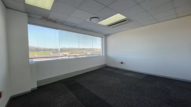 562 m² Office to let in Tyger Valley, Bloemhof (photo 52)
