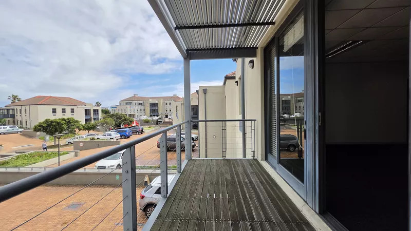 356 m² Office to let in Estuaries Office Estate, The Estuaries - Block E (photo 24)