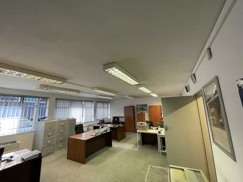 3 258 m² Industrial for sale in Western Province Park, 15 Agric Str (photo 16)