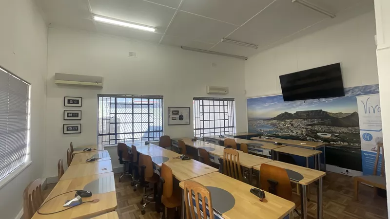 945 m² Industrial to let in Observatory, St Michael Park Unit 8 (photo 22)