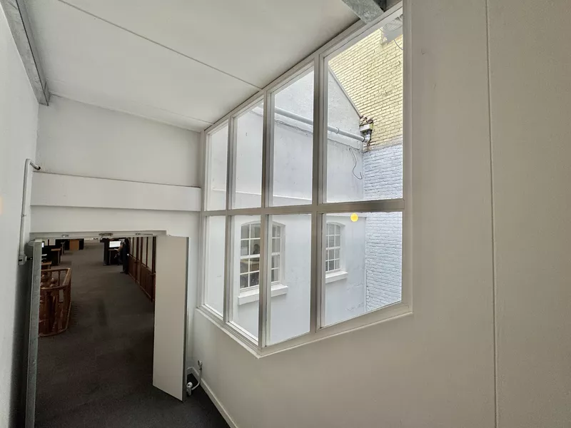 3 225 m² Office for sale in Cape Town, Mill House (photo 33)
