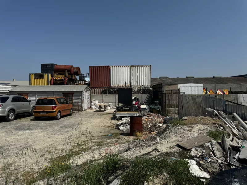 900 m² Industrial for sale in Blackheath, 20 Trafford Road, Blackheath (photo 18)