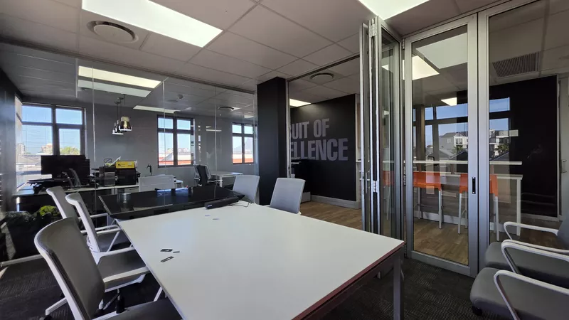 137 m² Office to let in Grosvenor Square, Grosvenor Square - Block A (photo 20)