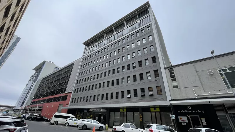 534 m² Office to let in Cape Town City Centre/CBD, 19 Louis Gradner (photo 1)