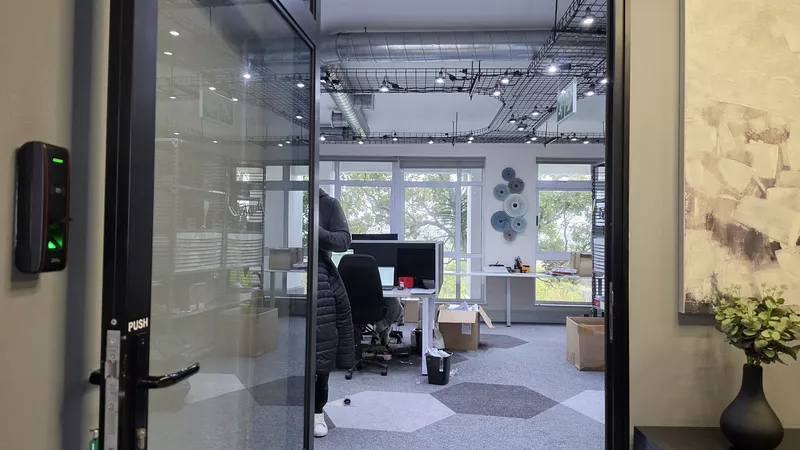 432 m² Office to let in Century Square, Century Square - Block D (photo 15)