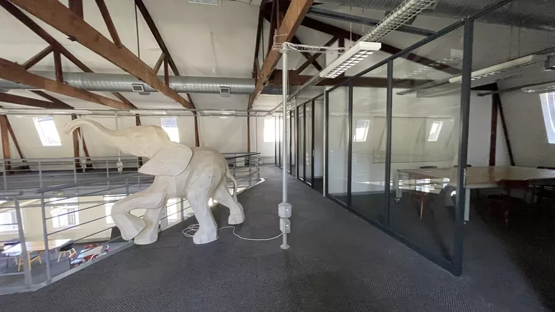 903 m² Office to let in Cape Town City Centre/CBD, 30 Keerom Street (photo 21)