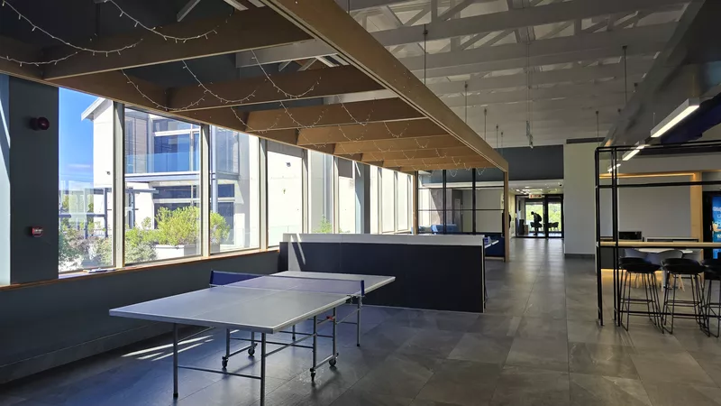 2 371 m² Office to let in Klein D'Aria Estate, Klein D'Aria Office Estate - Block A (North) (photo 43)