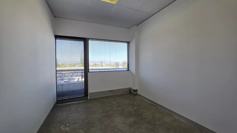 838 m² Office to let in Tyger Valley, Bloemhof (photo 36)