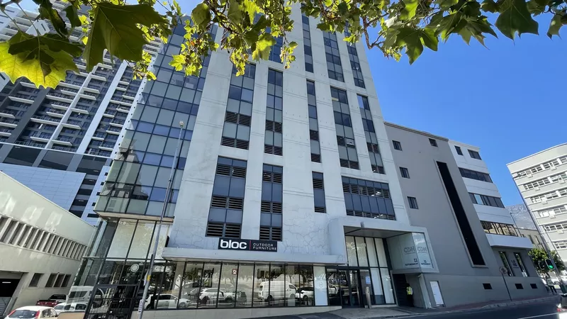 366 m² Office to let in Cape Town City Centre/CBD, 11 Buitengracht Street (photo 1)