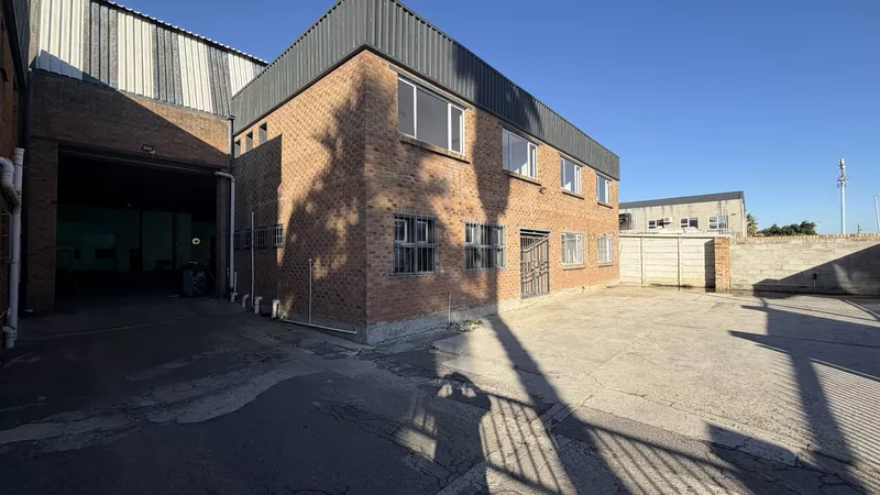 1 350 m² Industrial for sale in Blackheath, 27 Anfield Road (photo 27)