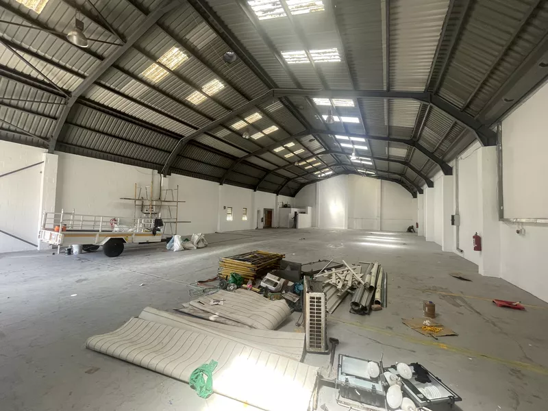 595 m² Industrial to let in Ottery, 20 Ferndale Drive (photo 9)