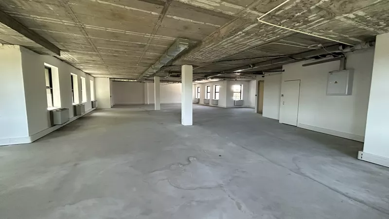 305 m² Office to let in Mowbray, River Park (photo 12)