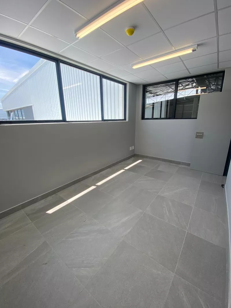 871 m² Industrial to let in George, South Africa, 50 Pioneer Street, George (photo 16)