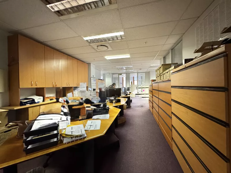 796 m² Office for sale in Cape Town City Centre/CBD, 5 St. Georges Mall (photo 18)