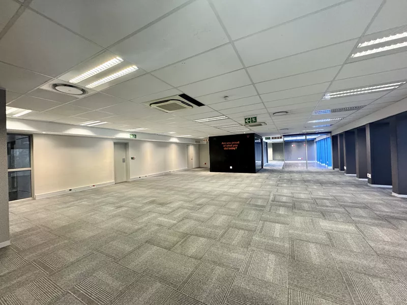 385 m² Office to let in Cape Town City Centre/CBD, Thomas Pattullo (photo 6)