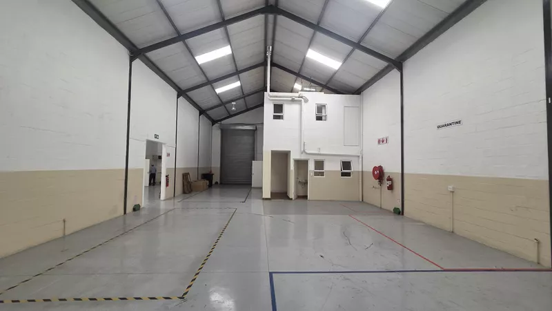 518 m² Industrial to let in Strand, Meerlust Industrial Park (photo 12)
