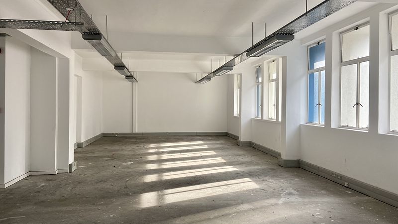 744 m² Office to let in Cape Town City Centre/CBD, 33 Waterkant Street (photo 5)