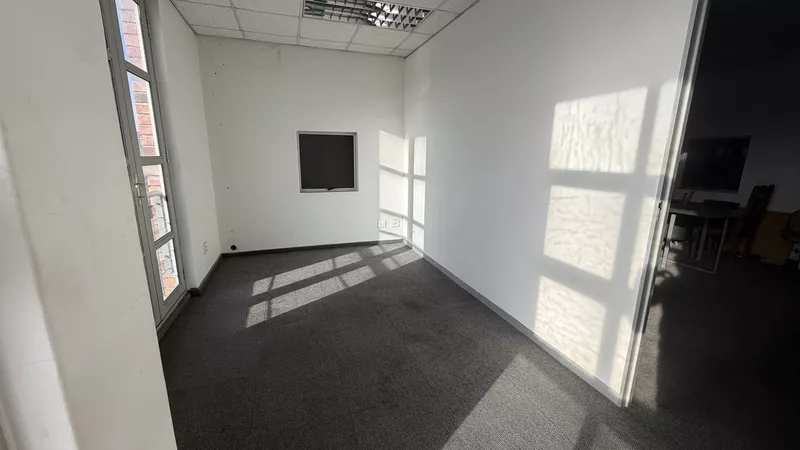 1 099 m² Industrial to let in Stikland Industrial, Santos Park, Stikland (photo 34)