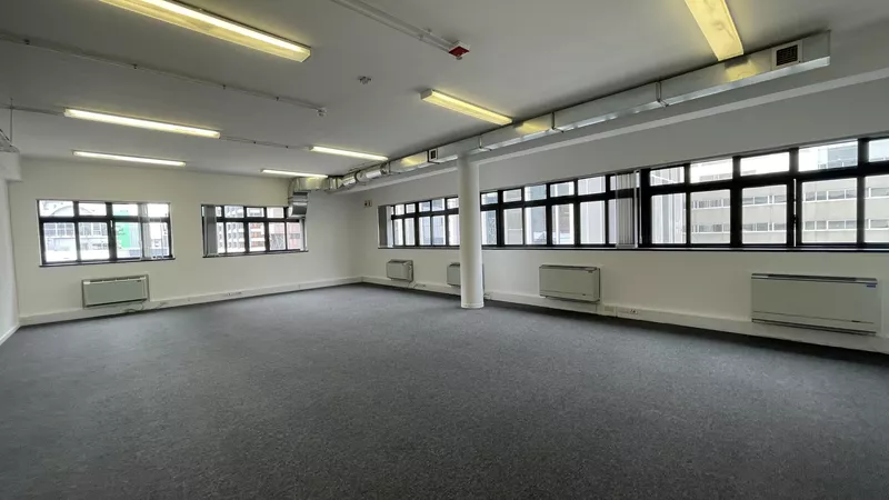 316 m² Office to let in Cape Town City Centre/CBD, 30 Waterkant (photo 5)