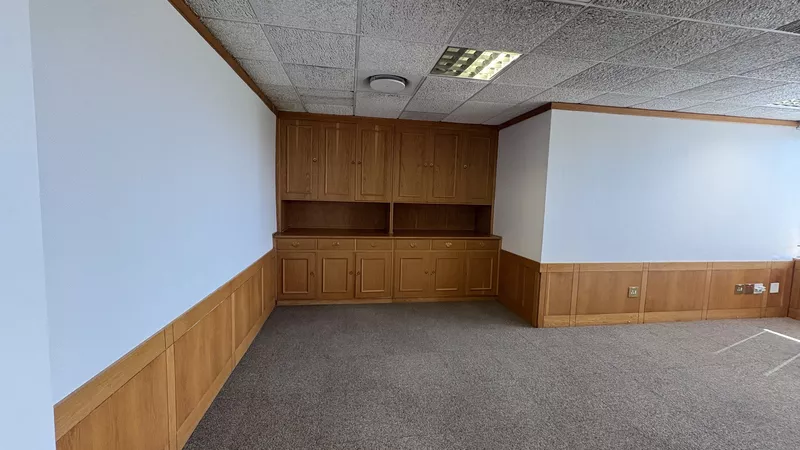 553 m² Office to let in Paarl, 1 Breda Street (photo 41)