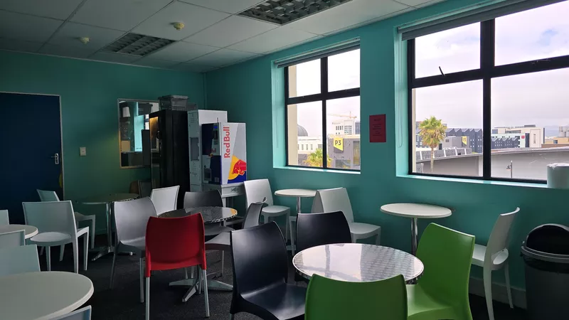585 m² Office to let in Colosseum (photo 34)
