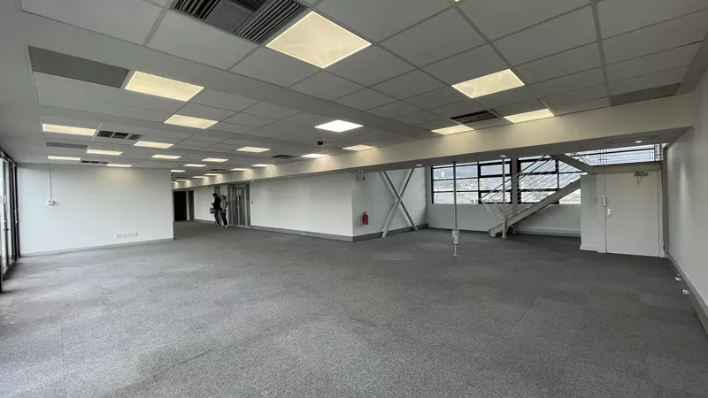 534 m² Office to let in Cape Town City Centre/CBD, 19 Louis Gradner (photo 6)