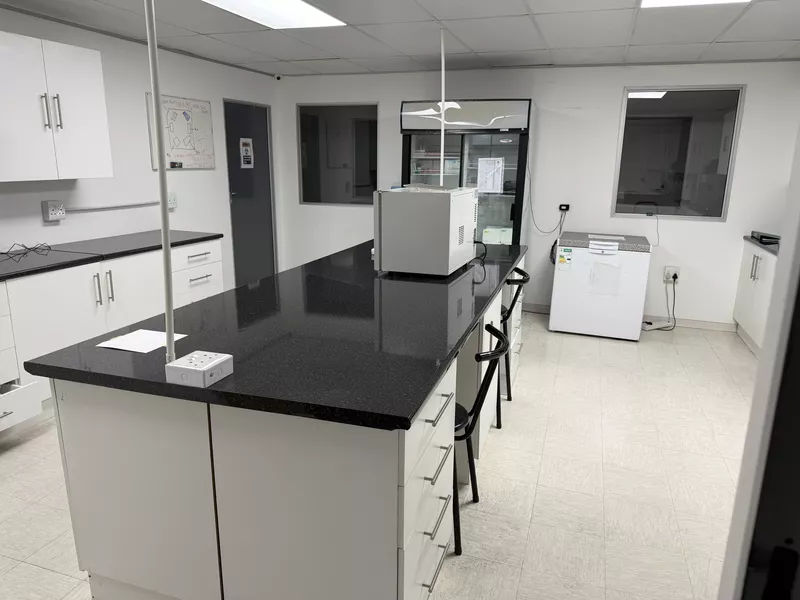 547 m² Industrial to let in Brackenfell, 3 on London, Brackengate Business Park (photo 10)