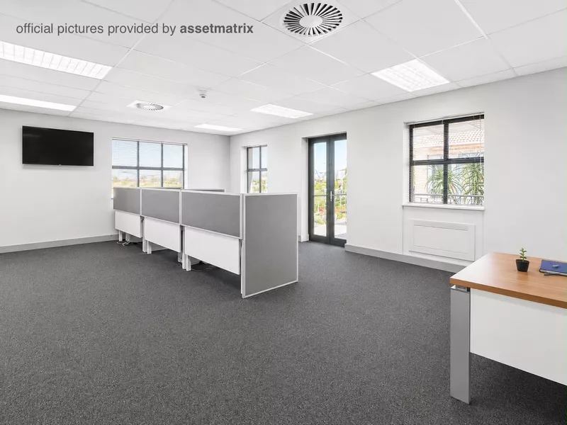 762 m² Office to let in Waterford Place Office Park, Waterford House (photo 18)