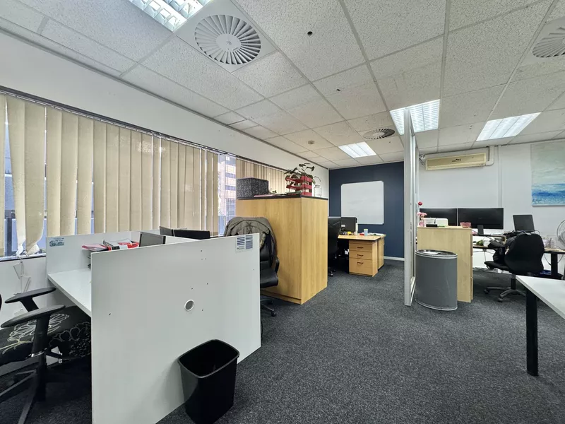1 468 m² Office to let in Cape Town City Centre/CBD, 9 Long Street (photo 18)
