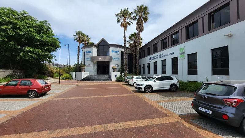 3 132 m² Office for sale in Waterford Place Office Park, 1 Boundary Road (photo 4)