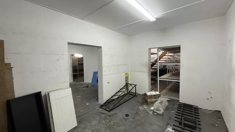 690 m² Industrial to let in Paarden Eiland, 1 Paarden Eiland Road (photo 12)