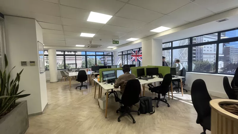 509 m² Office to let in Cape Town City Centre/CBD, 33 Bree Street (photo 7)