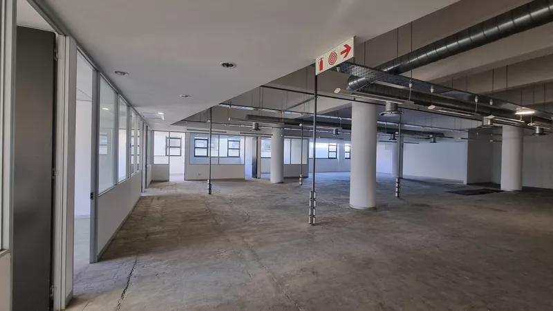 662 m² Office to let in Cape Town City Centre/CBD, The Bergstan (photo 6)