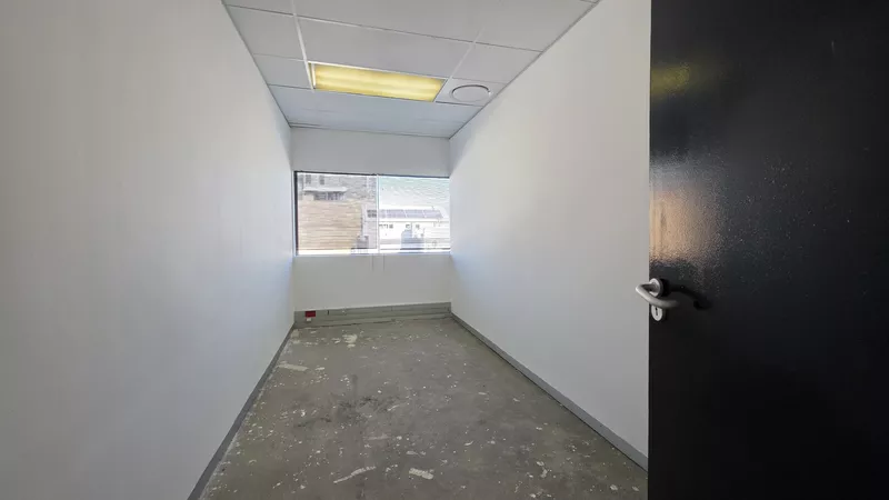 838 m² Office to let in Tyger Valley, Bloemhof (photo 43)