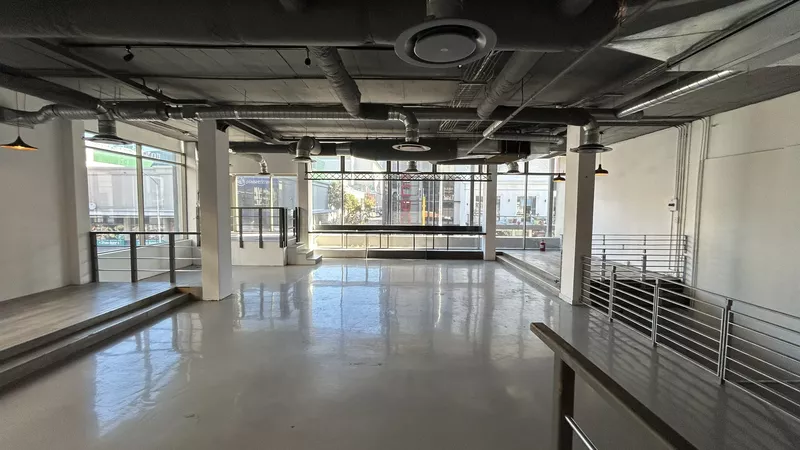 467 m² Office to let in Claremont, 91 On Main (photo 7)