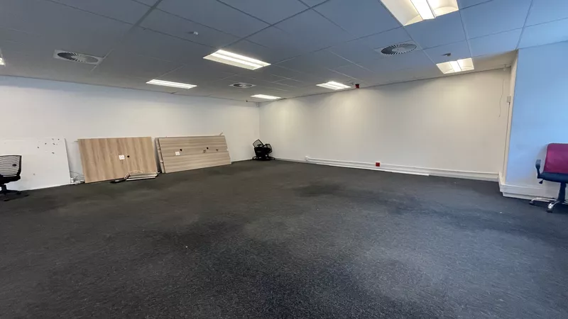 450 m² Office to let in Cape Town City Centre/CBD, The Towers (photo 12)