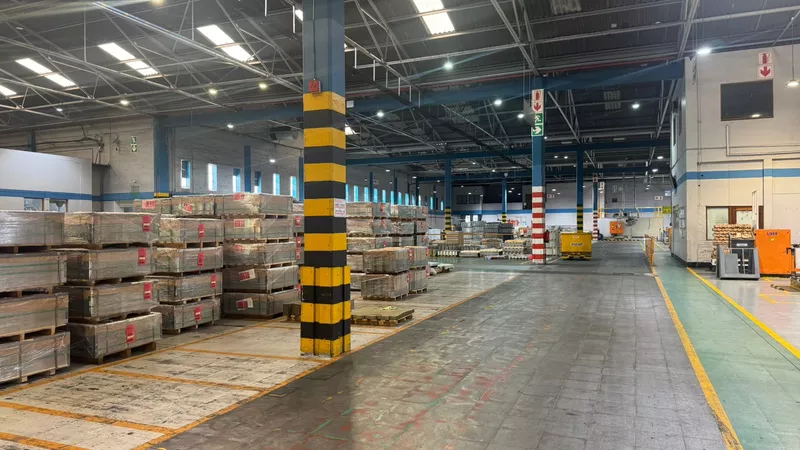 31 802 m² Industrial to let in Paarl, 1 Van Der Stel Street, Paarl, Nampak (photo 8)