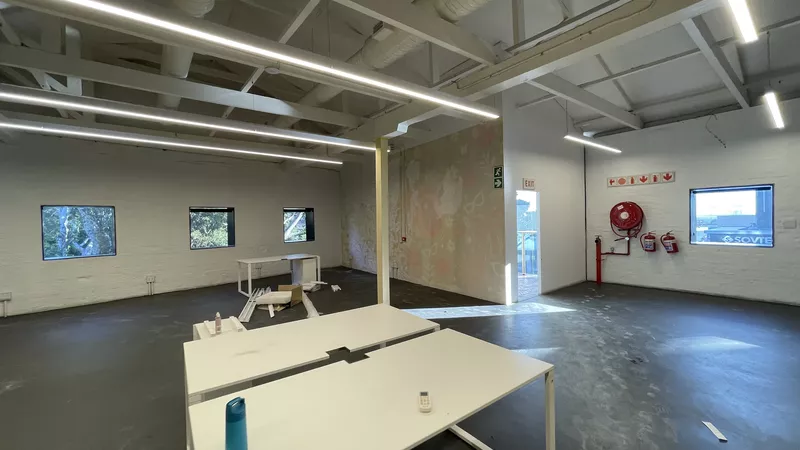 815 m² Office to let in Woodstock, Tramways (photo 32)