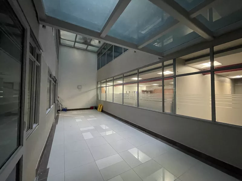 535 m² Office to let in Cape Town City Centre/CBD, 2 Roggebaai (photo 23)