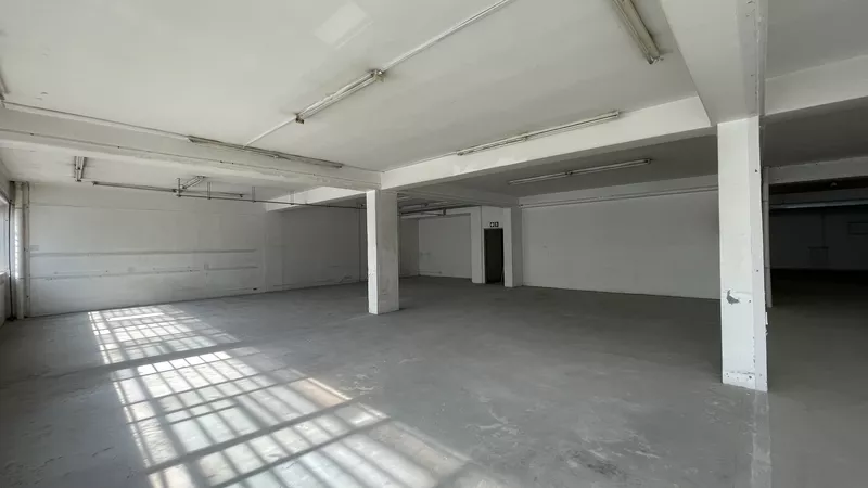 2 700 m² Office to let in Cape Town City Centre/CBD, Cubana House (photo 19)